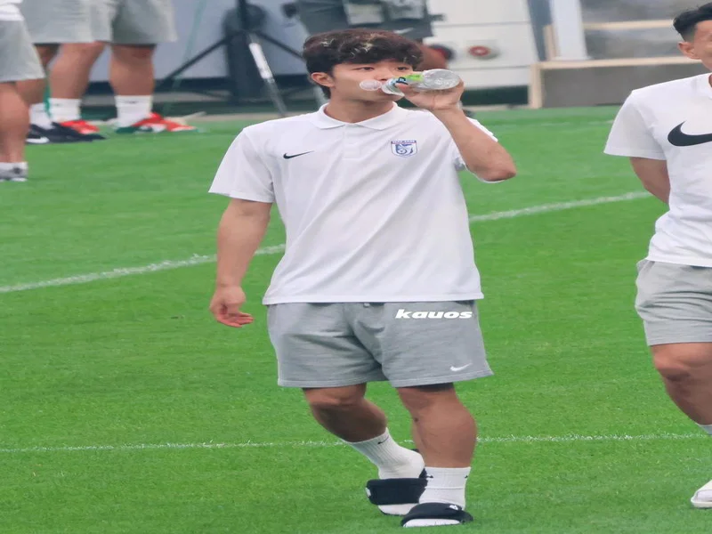 4连胜！英博2-1逆转河南 吕焯毅世界波绝杀马莱莱破门王上源建功